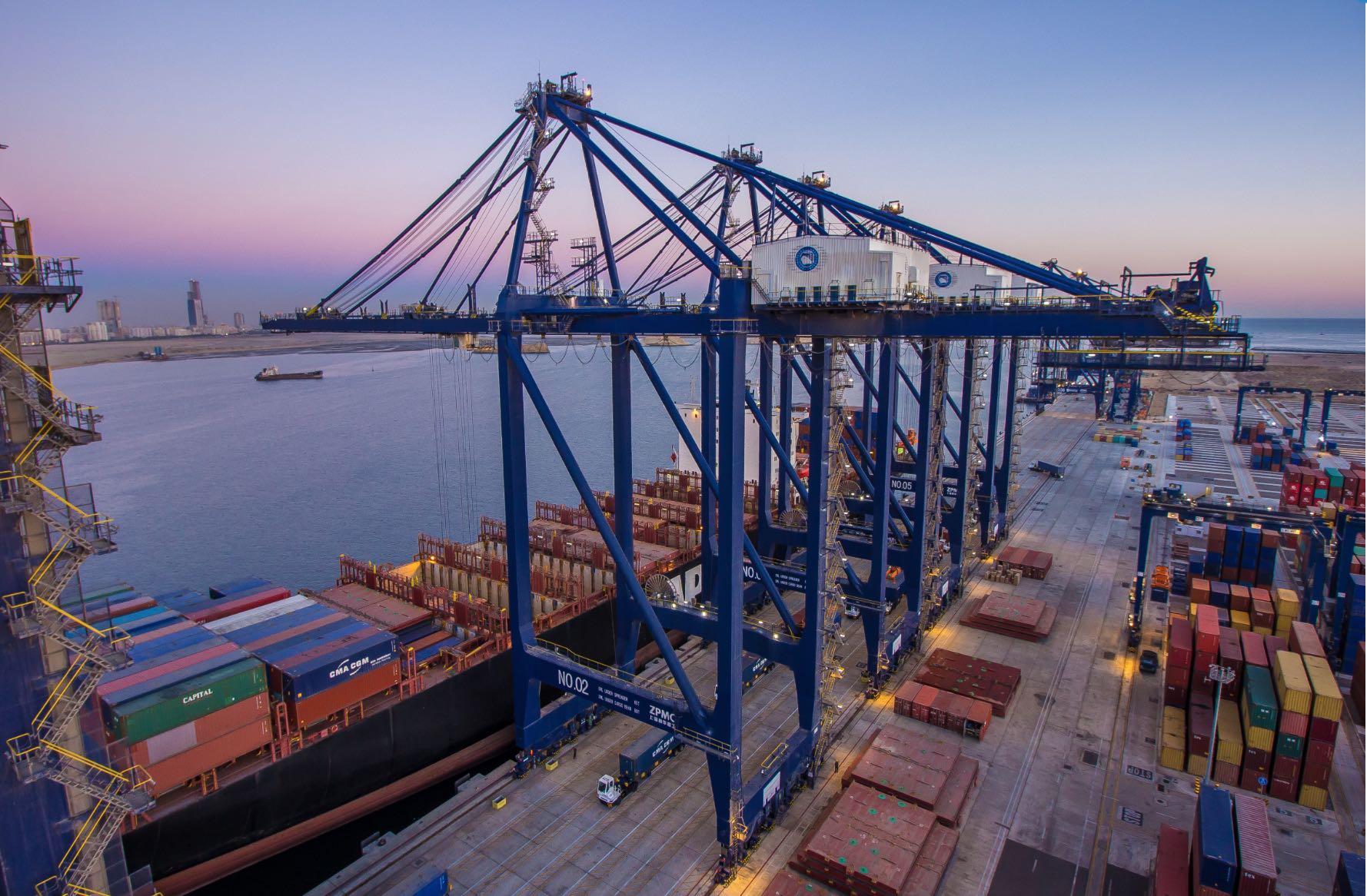 Hutchison Ports Pakistan Sets Vessel Handling Record Port today